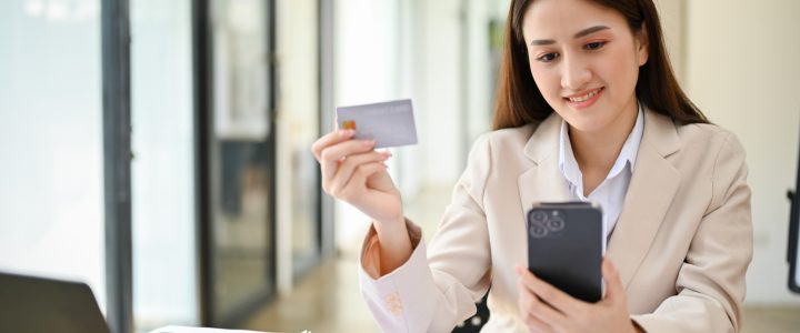 Les meilleures pratiques 2024 pour économiser sur les frais bancaires professionnels